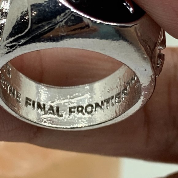 Star Trek Mens ring Silver plated Size 9 or 8 - Picture 7 of 10